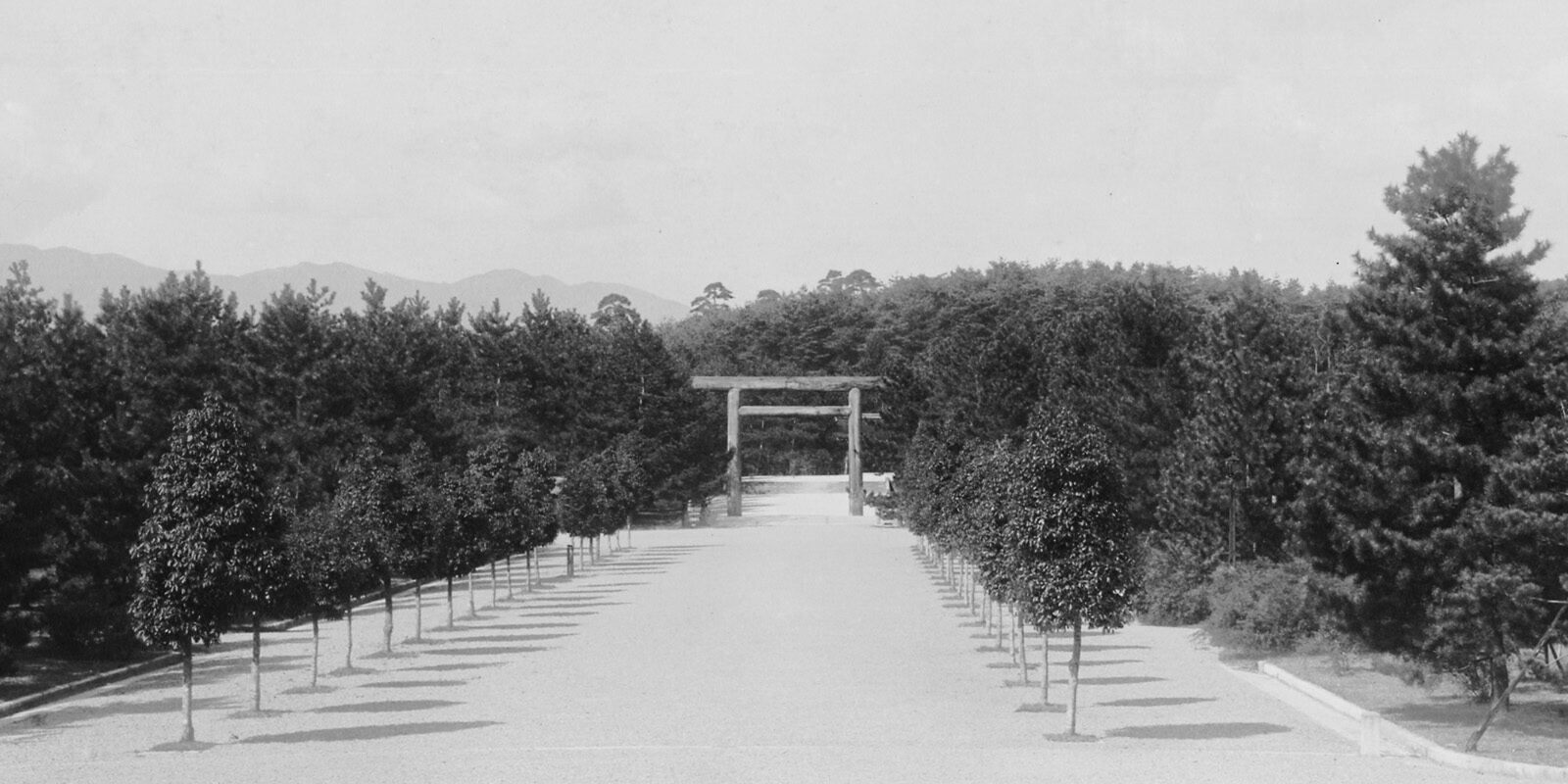 橿原神宮の歴史